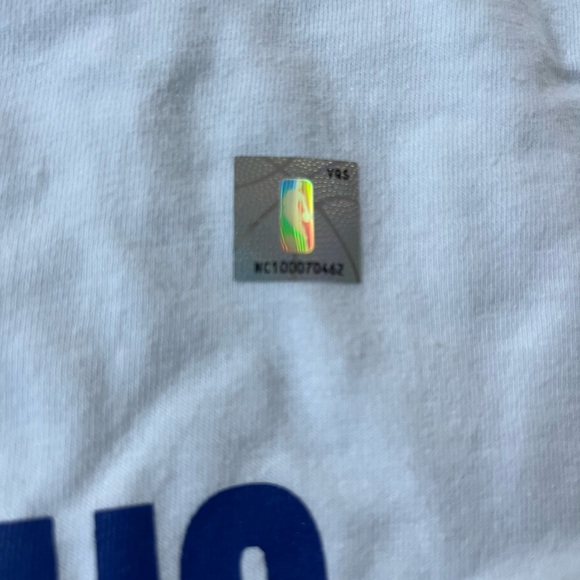 NBA Golden State Warriors Nike 2022 Championship Tee - Picture 4 of 5